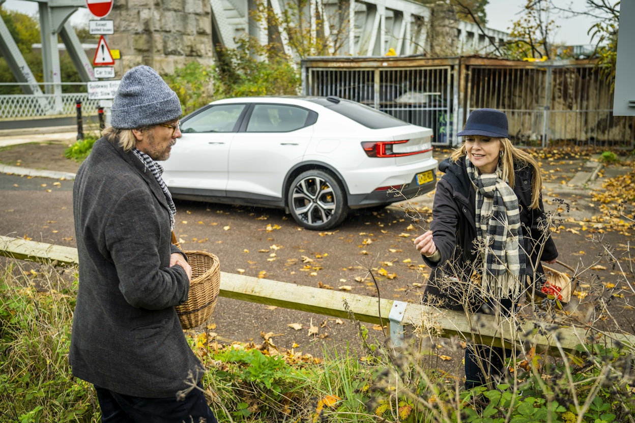 Emma Samms and Andy Hamilton foraging in Bristol in autumn.