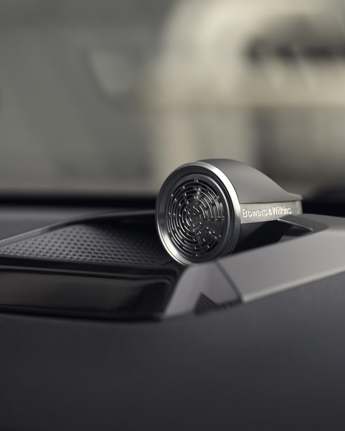 Close-up van een speaker in de Polestar 3